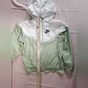 Nike Big Boy's Sportswear Sindrunner Full Zip Jacket L